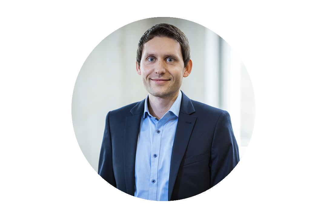 Portrait of a department head at ROTOP Pharmaka GmbH, radiopharmaceutical manufacturer in Dresden